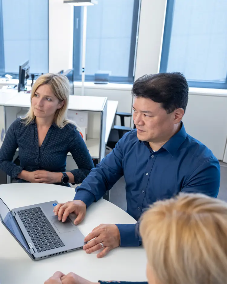 我们的文化 - 徕卡的企业文化与品牌本身一样富有传统色彩，与产品一样鼓舞人心，也与团队组成一般开放多元。