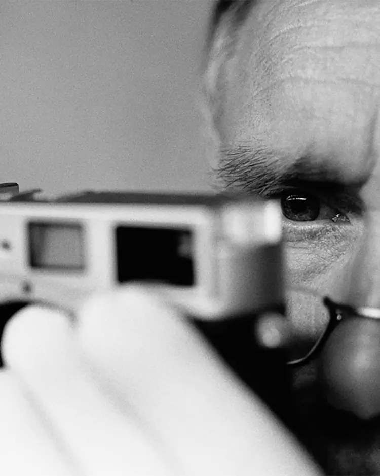 采购与质量管理 - 了解更多关于徕卡对优越产品的承诺。