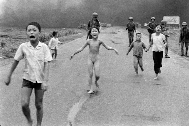 越南凝固汽油弹袭击