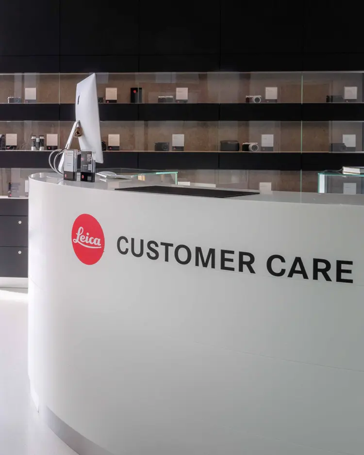 服务联络人 - 所有有用的本地服务联系方式概述。