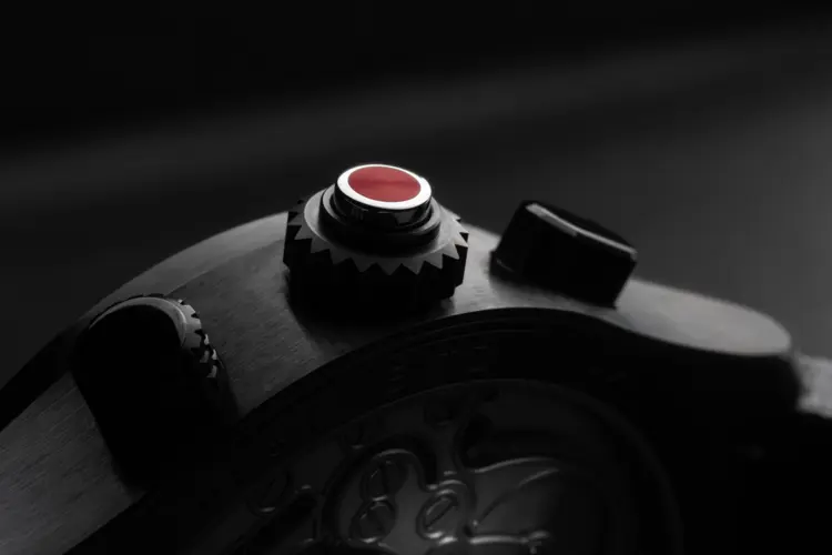 专利按压式表冠