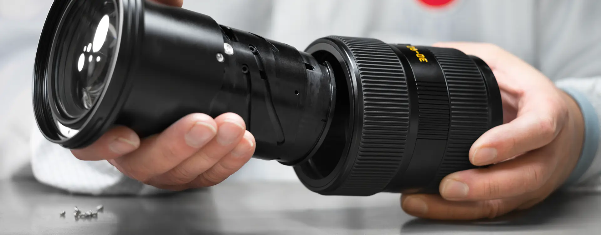 联系我们 - 本地联系方式